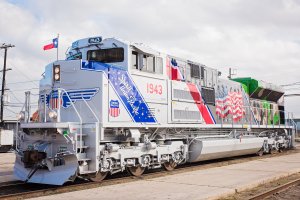 Union Pacific Unveils Locomotive Honouring U.S. Armed Forces